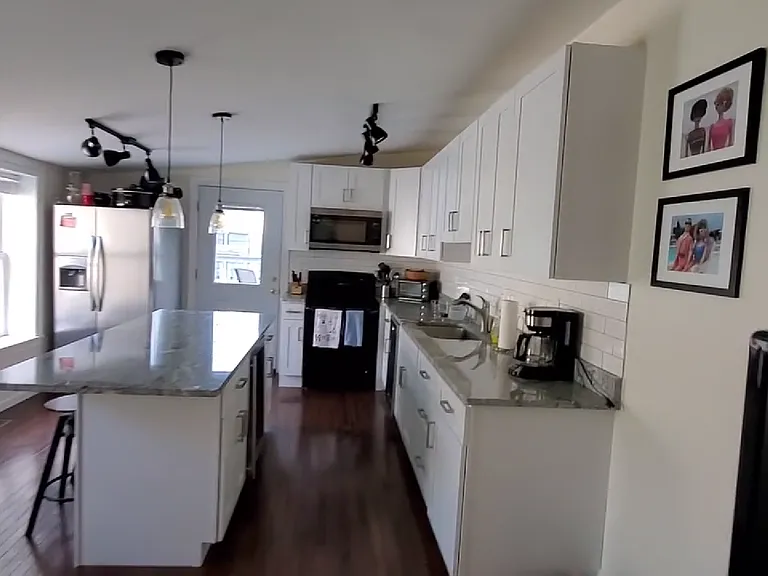 2020 Mount Vernon St #2 — Photo 3