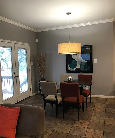 807 Windhurst — Photo 16