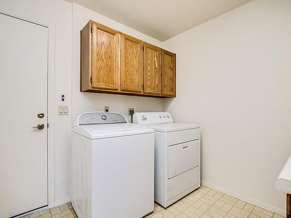 5th image of 9839 W Oraibi Dr