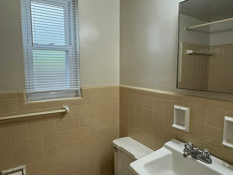 3992 Ballard Ave #3 — Photo 7