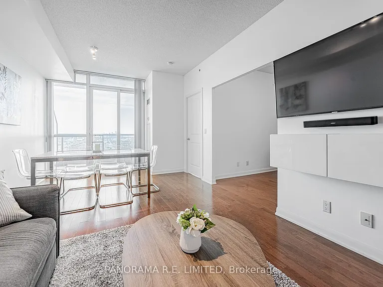 215 Sherway Gardens Rd #Penthouse 201 — Photo 5