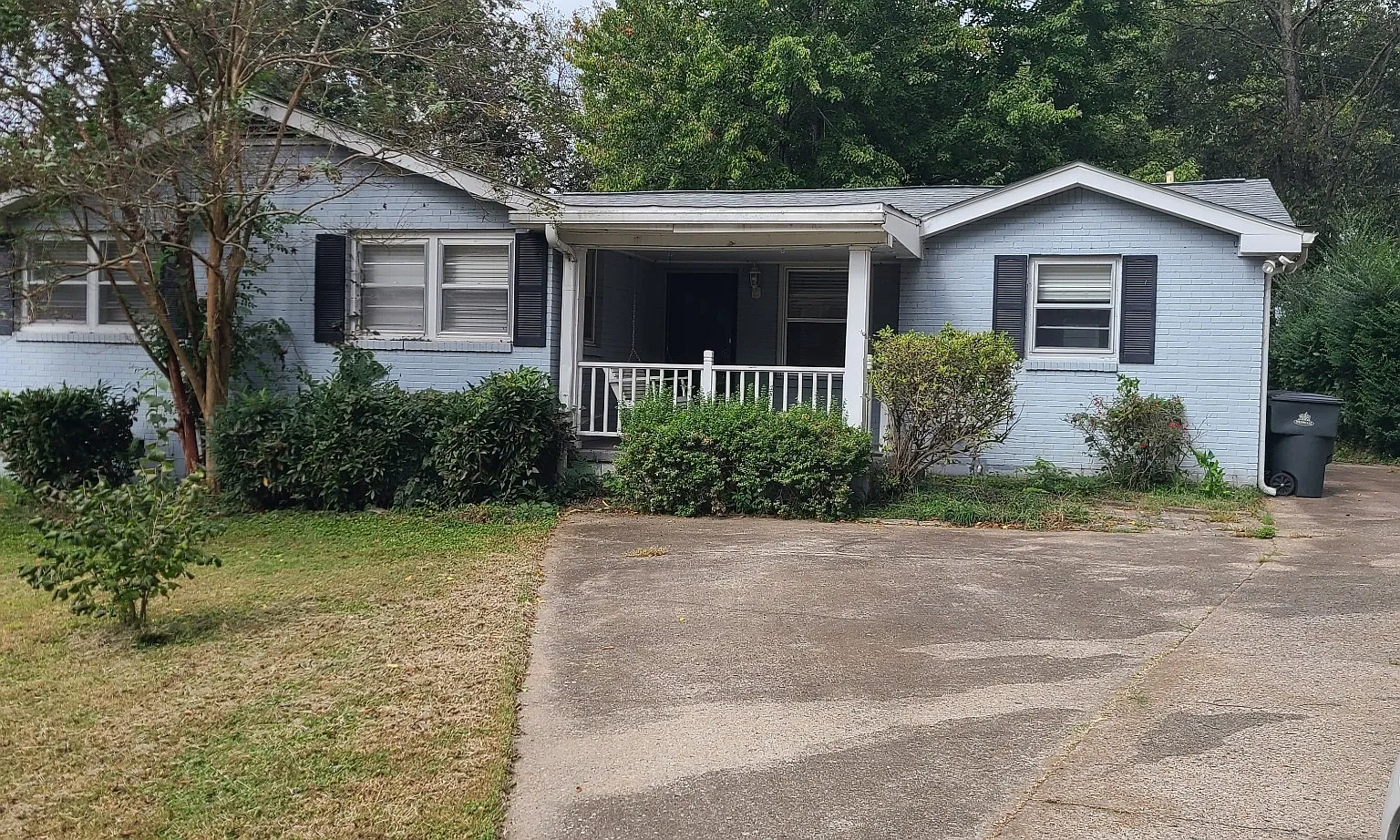 3 bed, 1.5 bath, 1274 sqft, $2,000 — Photo 1