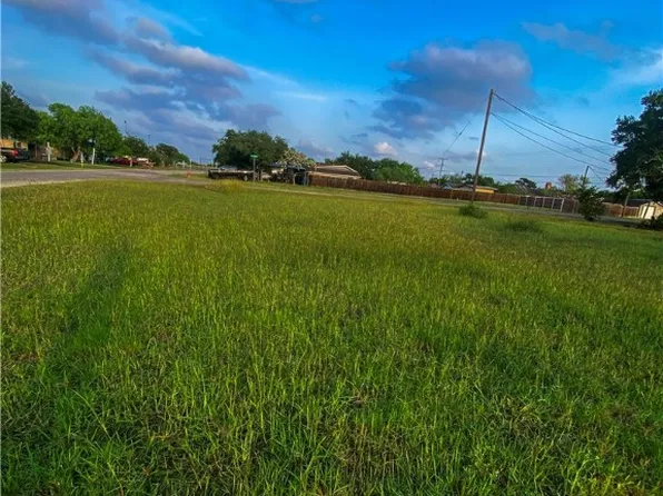 0 E 3rd St, Bishop, TX 78343