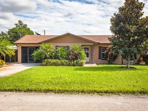 519 Rosewood Ln, Polk City, FL 33868