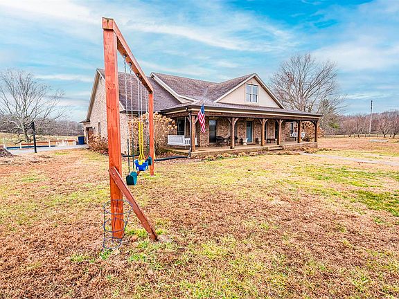 3rd image of 2355 Claypool Alvaton Rd