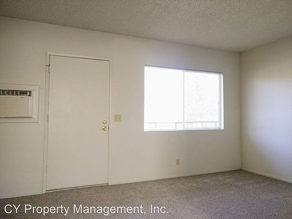 4th image of 1488 Warner St APT 22