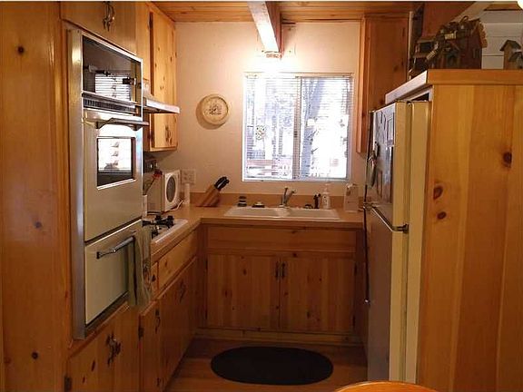 5th image of 42597 La Cerena Ave