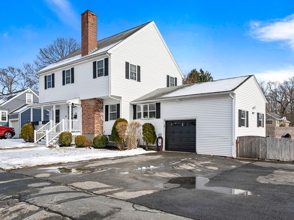 22 Aberdeen Ave, Waltham, MA 02453