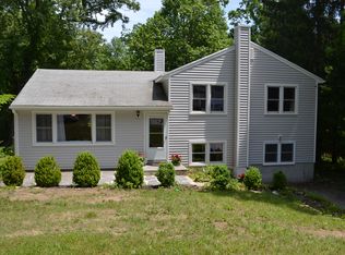 30 Glenna Dr, Carmel, NY 10512