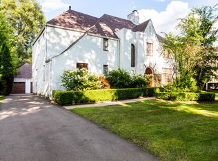 455 Linden Rd, Birmingham, MI 48009