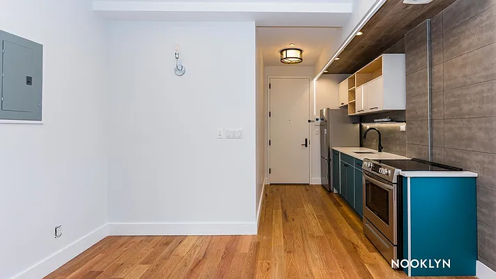 Rented by Nooklyn NYC LLC | media 7