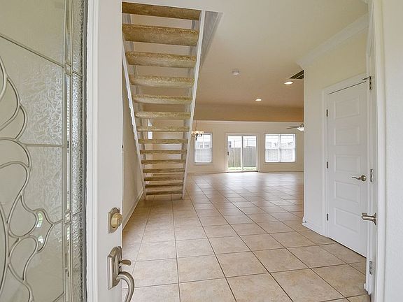 4th image of 2228 W Berrie Cir