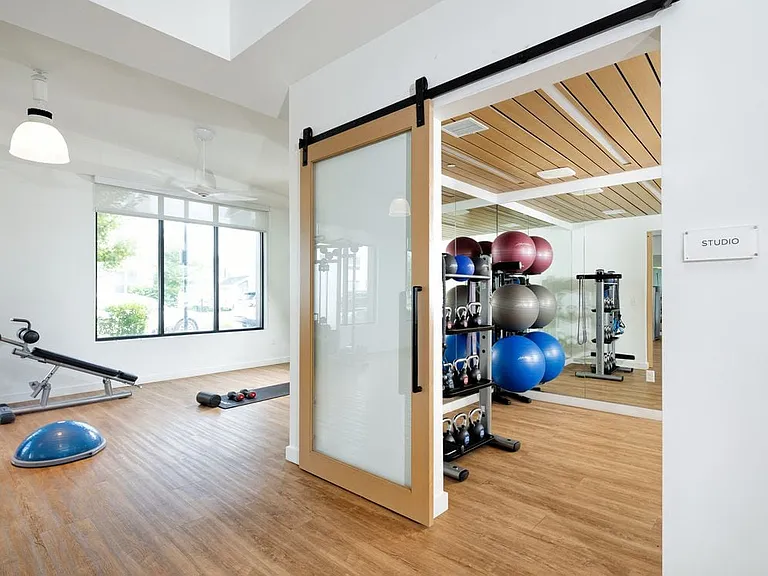 Fitness center and fitness studio