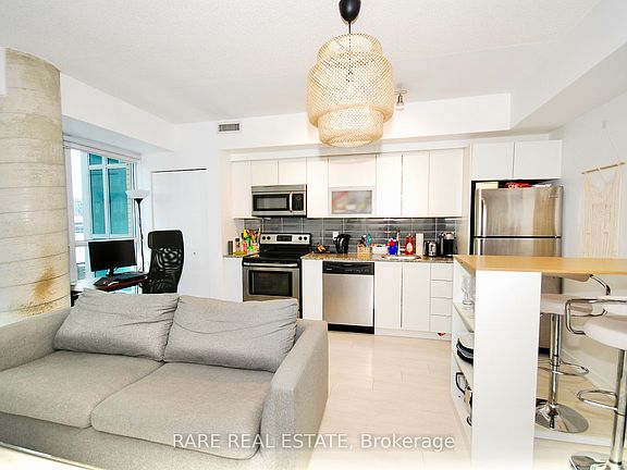5th image of 69 Lynn Williams St #610