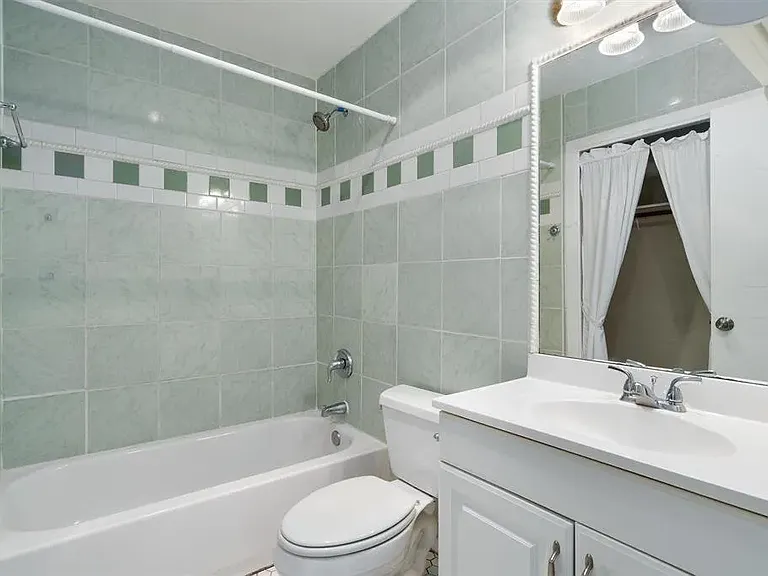 11908 Broad Oaks Dr #B — Photo 11