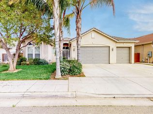 6131 W Goux Ave, Fresno, CA