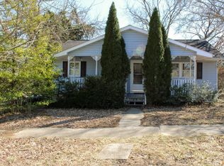 526 Eastview Dr, Bedford, IN