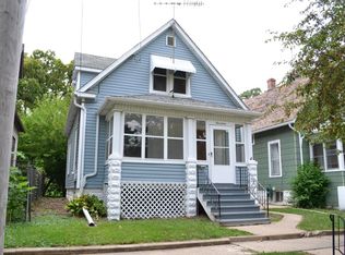 17 Seeser St, Joliet, IL 60436