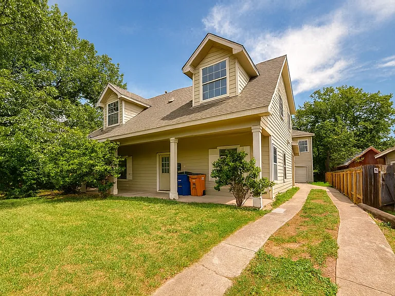 408 Nelray Blvd #A — Photo 1