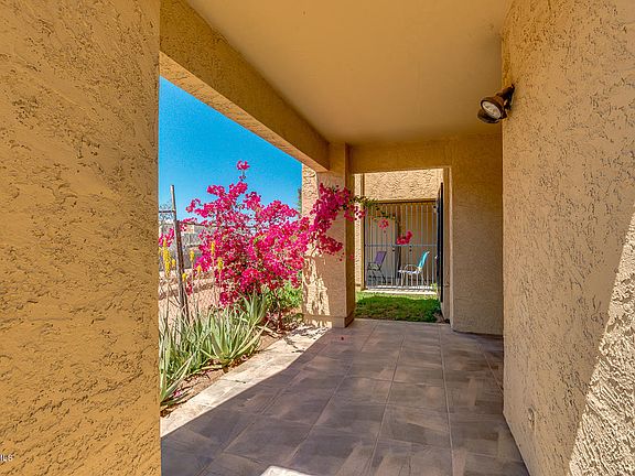 4th image of 8202 N 21st Dr #101