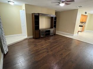 6946 68th Ave N, Pinellas Park, FL 33781