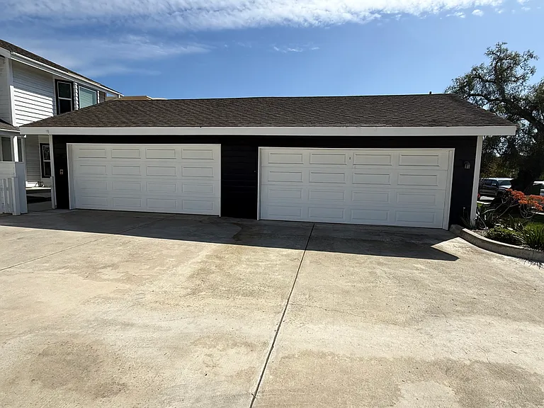 Left side double garage comes with the rent