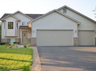 6411 150th St N, Hugo, MN 55038