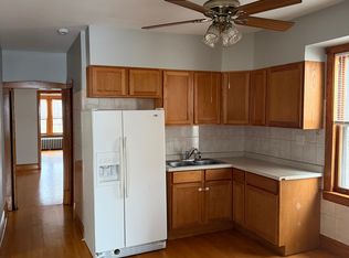 5219 W Newport Ave #2, Chicago, IL 60641
