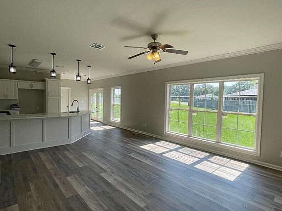 4th image of 1020 Bayouside Dr