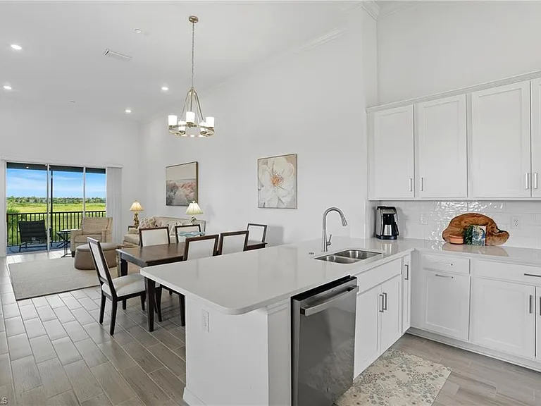 11861 Venetian Lagoon Dr — Photo 12