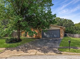 6610 High Country Trl, Arlington, TX 76016
