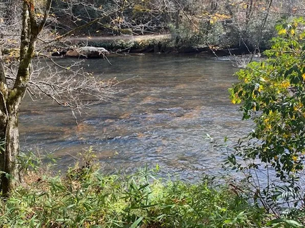 Patton Patton Dr, Hayesville, NC 28904