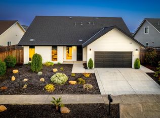 3868 Crestview Dr, Santa Rosa, CA 95403