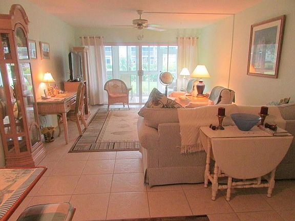 4th image of 11 Garden St APT 102T