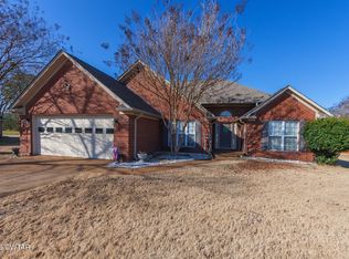 57 Denim Cv, Jackson, TN 38305