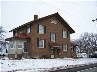 3rd image of 302 W Cleveland Ave