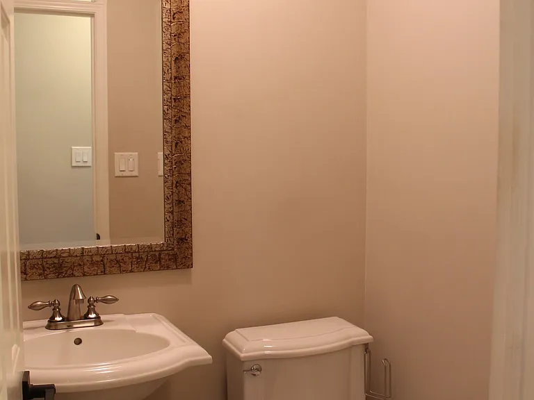 56 Carnegie Pl — Photo 16