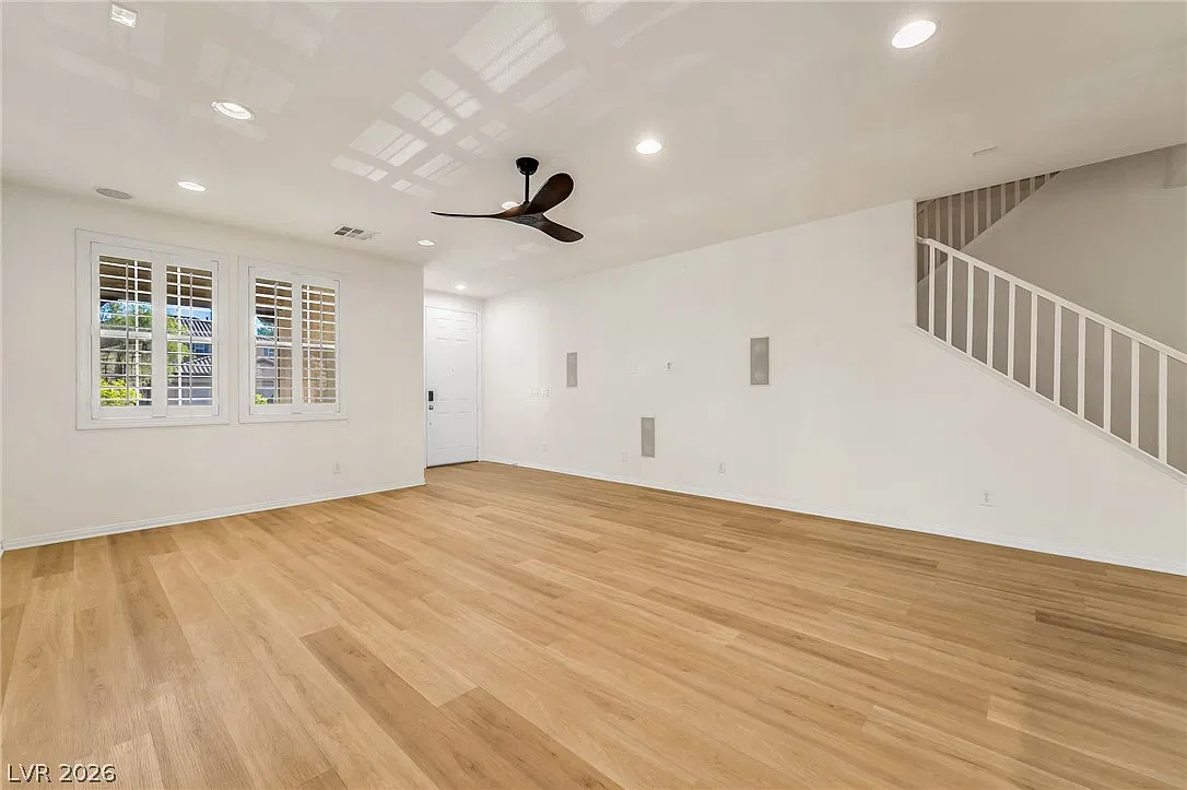 4 bed, 3.0 bath, 2986 sqft, $3,800 — Photo 4