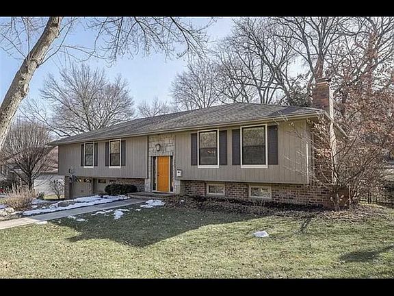 4th image of 9923 W 65th Dr