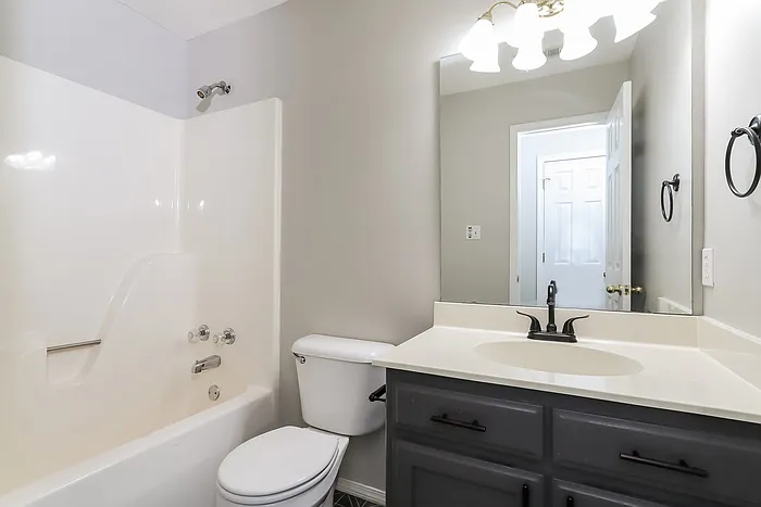 2106 Cherry Creek Cir — Photo 9