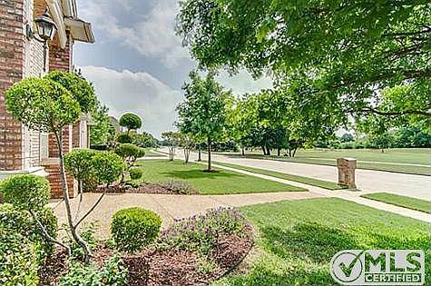 5th image of 2610 Parker Ct