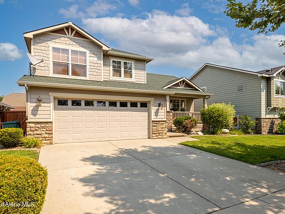 3rd image of 1707 W Yaquina Dr
