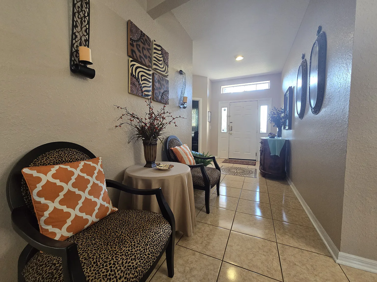4 bed, 1858 sqft, $2,300 — Photo 3