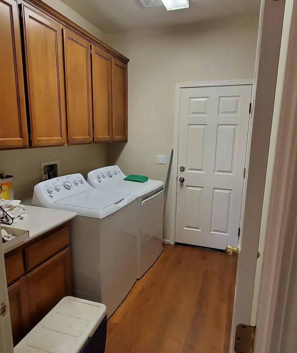 2645 W Babcock Ave — Photo 4