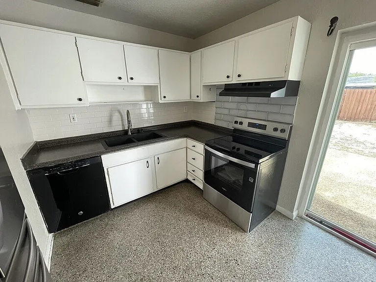 7008 Aspen Ave — Photo 7