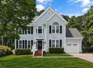 4221 Tolchester Pl, Raleigh, NC 27613