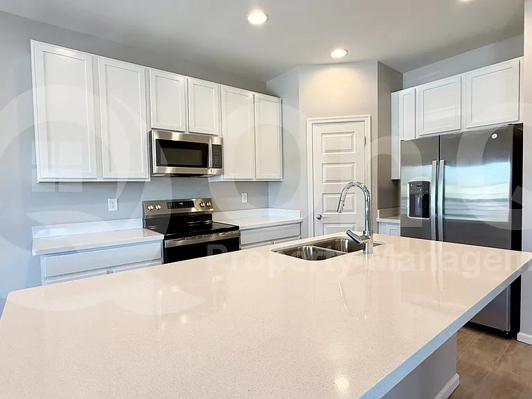 733 E Commonwealth Ave #24 — Photo 3
