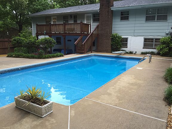 4th image of 2249 Peterson Dr