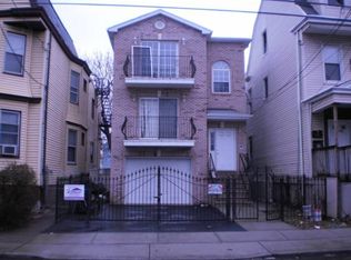 192 S 9th St #1, Newark, NJ 07107
