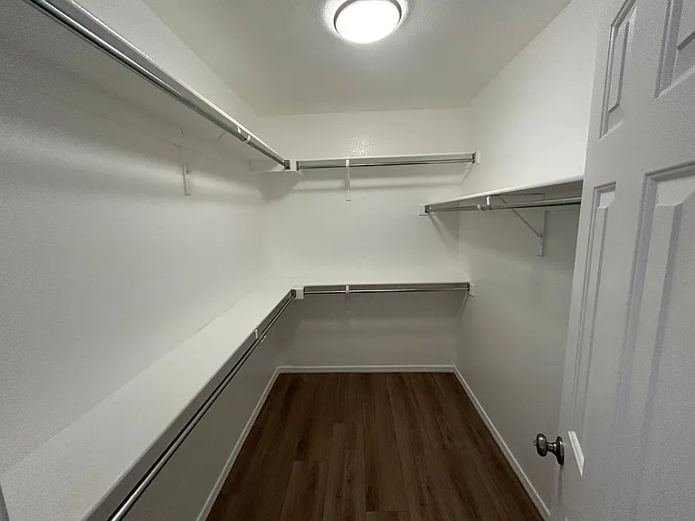 3126 W Zachary Dr — Photo 11